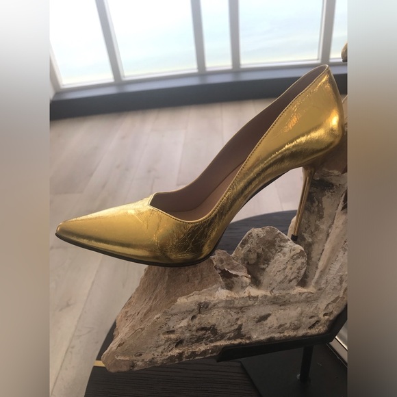 BALMAIN gold pumps 7.5 sz , all inclusive BRAND NEW - Picture 6 of 11